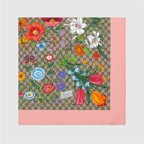 foulard gucci flora con spighe di grano|Foulard in seta con stampa GG Flora in rosa .